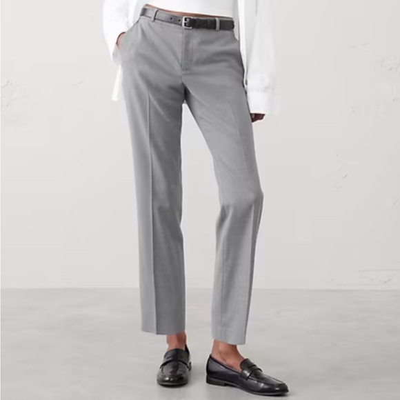 Banana Republic Pants - Banana Republic Gray Tailored Straight-Leg Pants